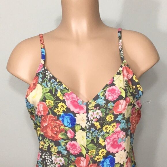 New. WILDFOX Flower Delivery romper. Medium - Picture 9 of 9